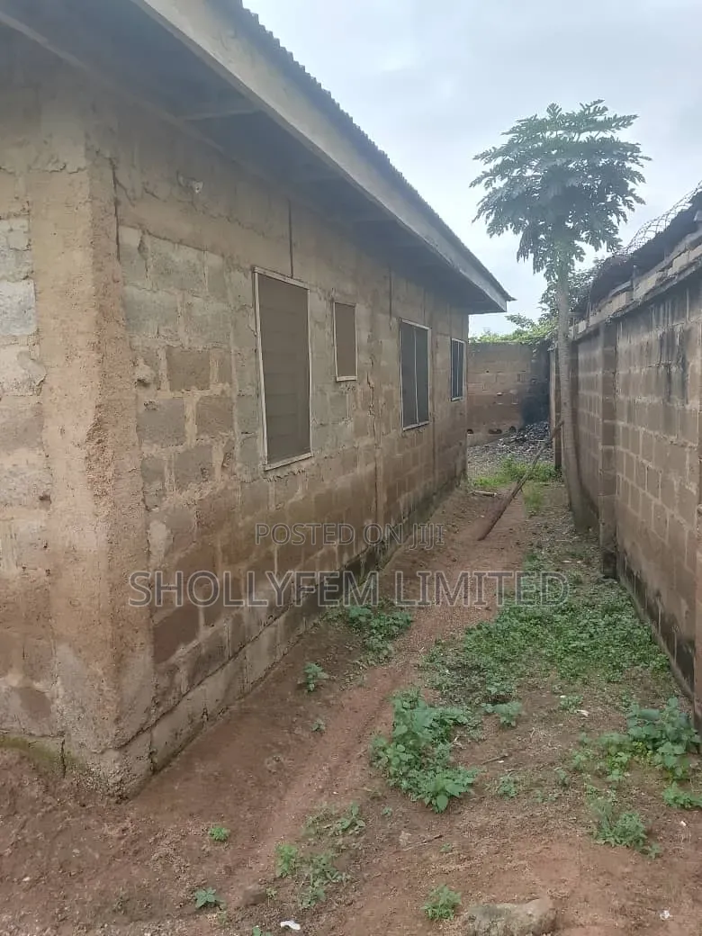 3bdrm Bungalow in Odo Ona Elewe, for sale