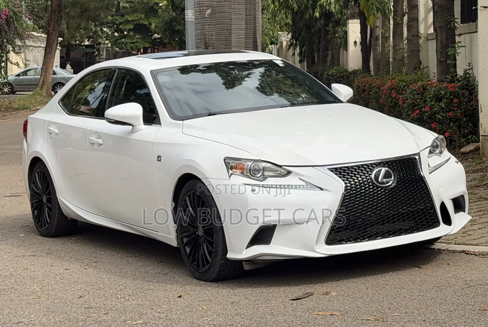 Lexus IS 350 AWD 2016 White