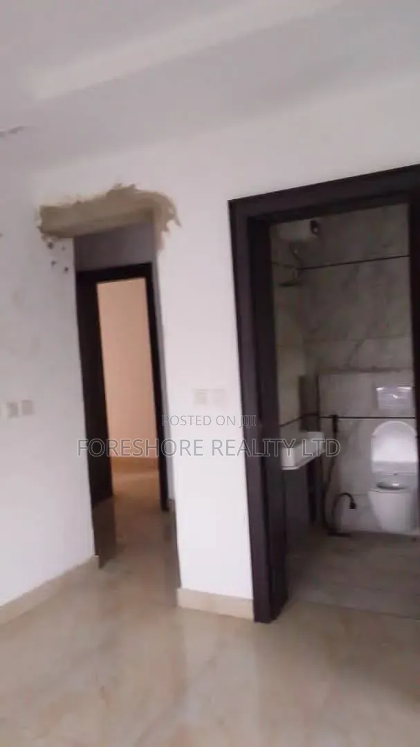 3bdrm Block of Flats in Toyin Street for sale