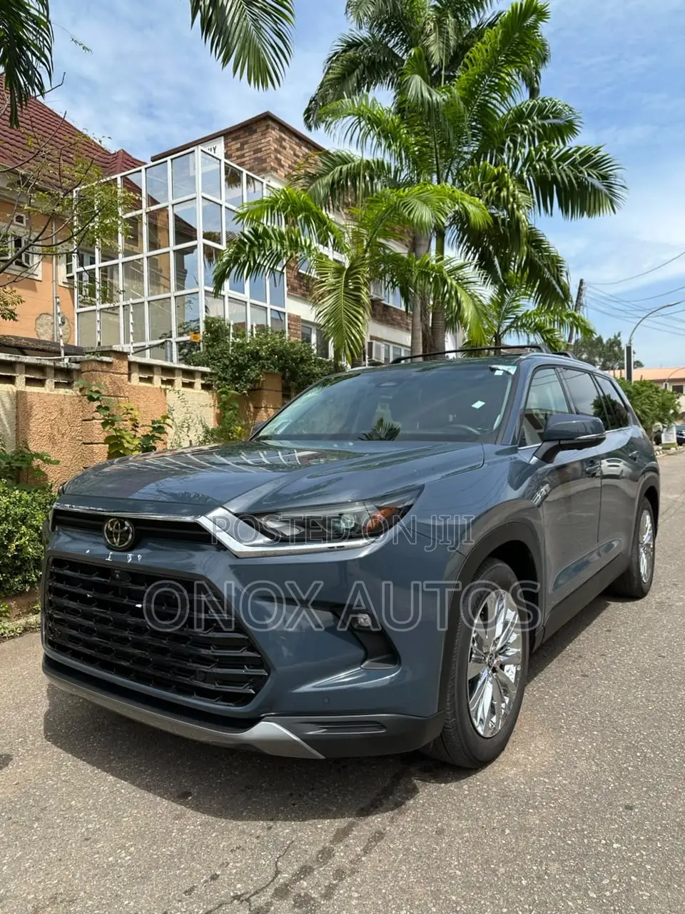 Toyota Grand Highlander Platinum AWD 2024 Blue