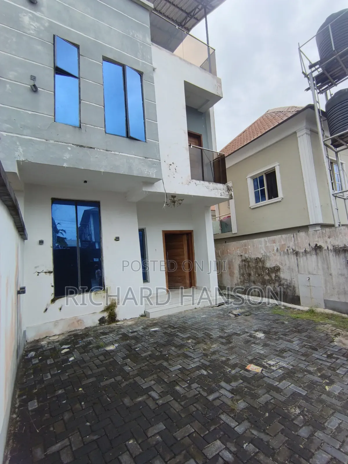 4bdrm Duplex in View Estate, Sangotedo for sale