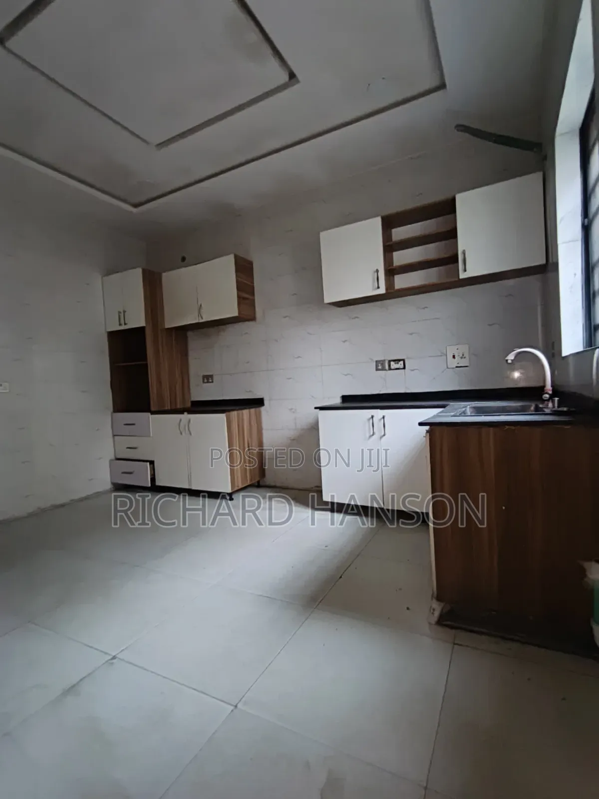 4bdrm Duplex in View Estate, Sangotedo for sale