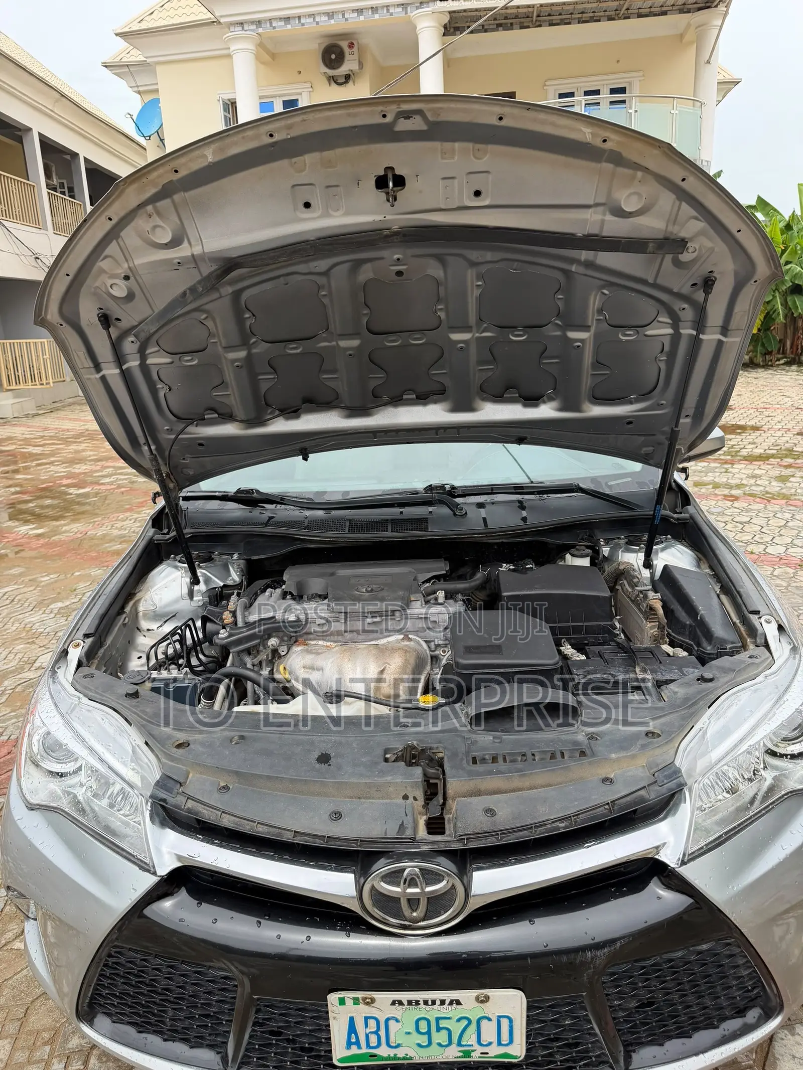 Toyota Camry 2015 Silver
