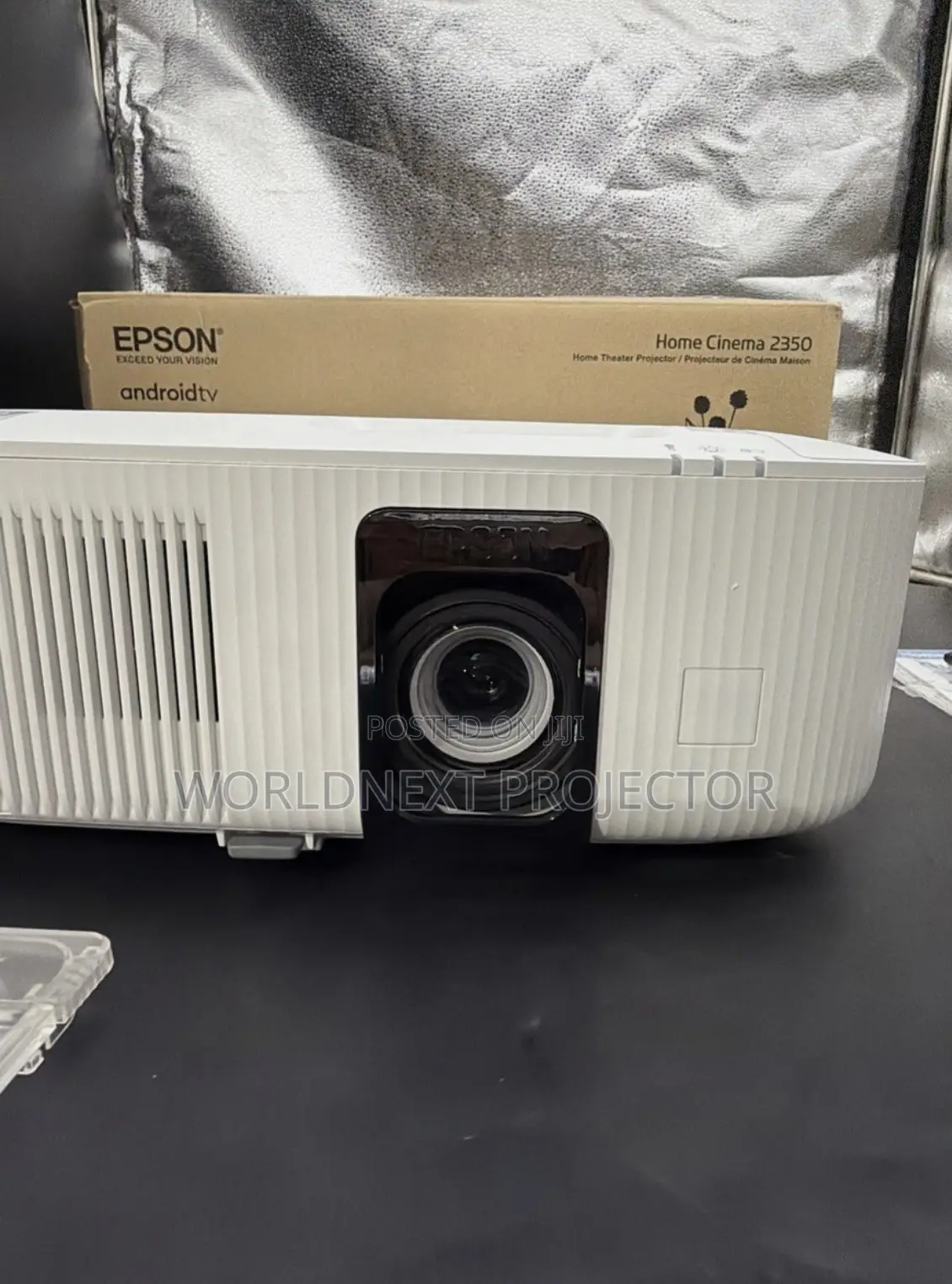 Epson Home Cinema 2350 PRO-UHD Smart Streaming Projector