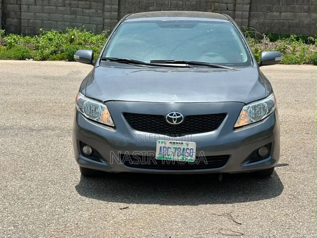 Toyota Corolla 2009 Gray