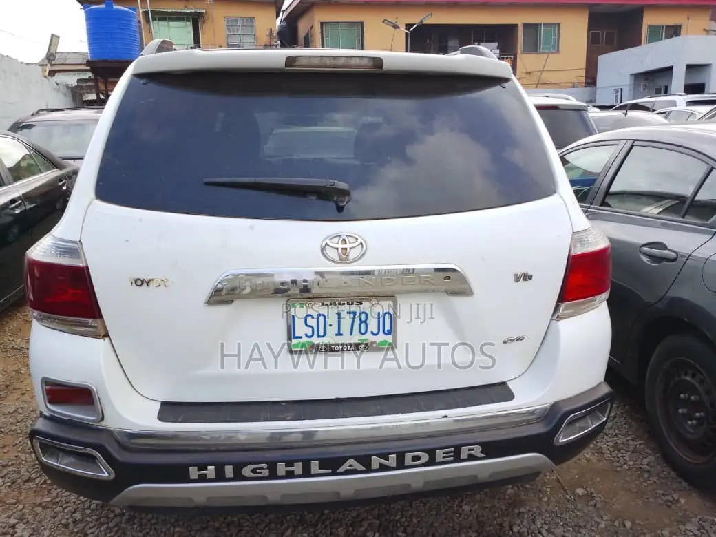 Toyota Highlander Limited 2008 White
