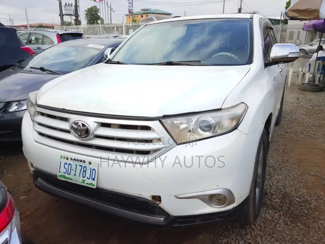 Toyota Highlander Limited 2008 White