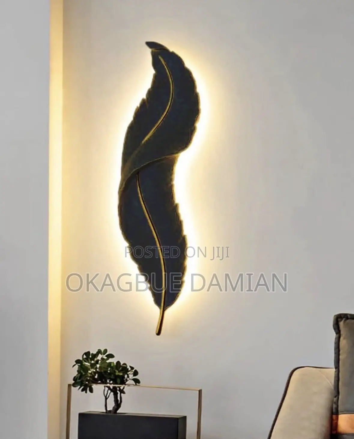 Feather Wall Light
