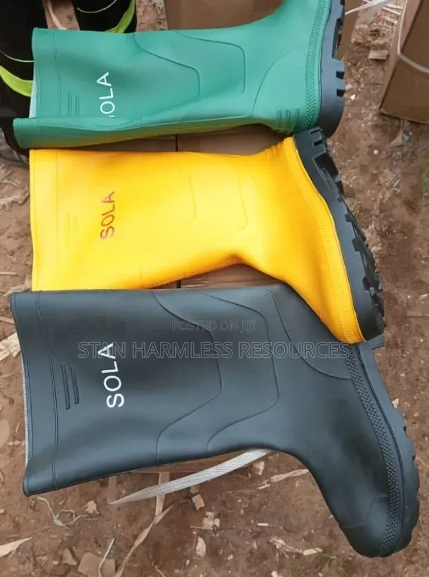 Safety and Non Safety Rain Boot