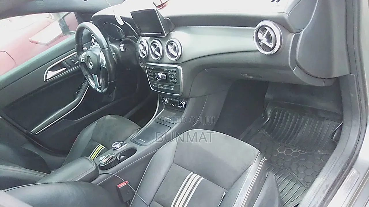 Mercedes-Benz CLA-Class CLA 250 Sedan 2014 Gray