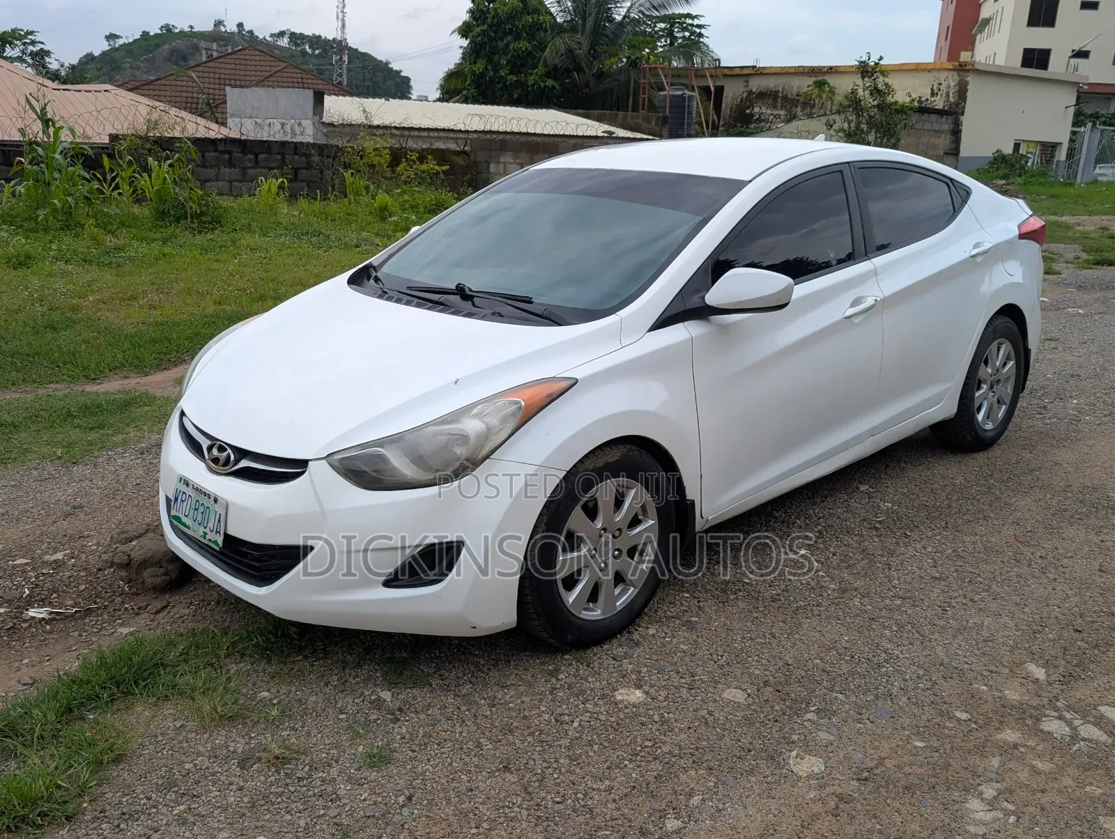 Hyundai Elantra 2012 White