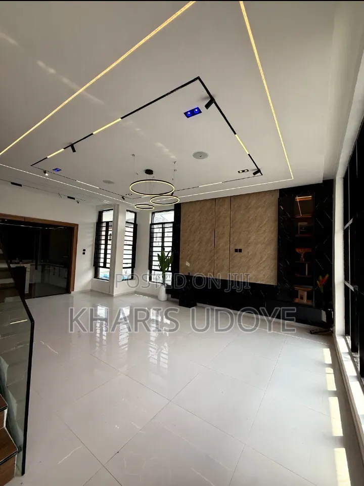 Furnished 5bdrm Duplex in Peninsula Garden for sale