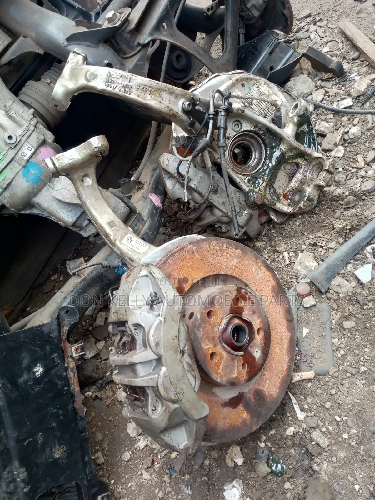 Audi Q5 Front Hub 2016/2018