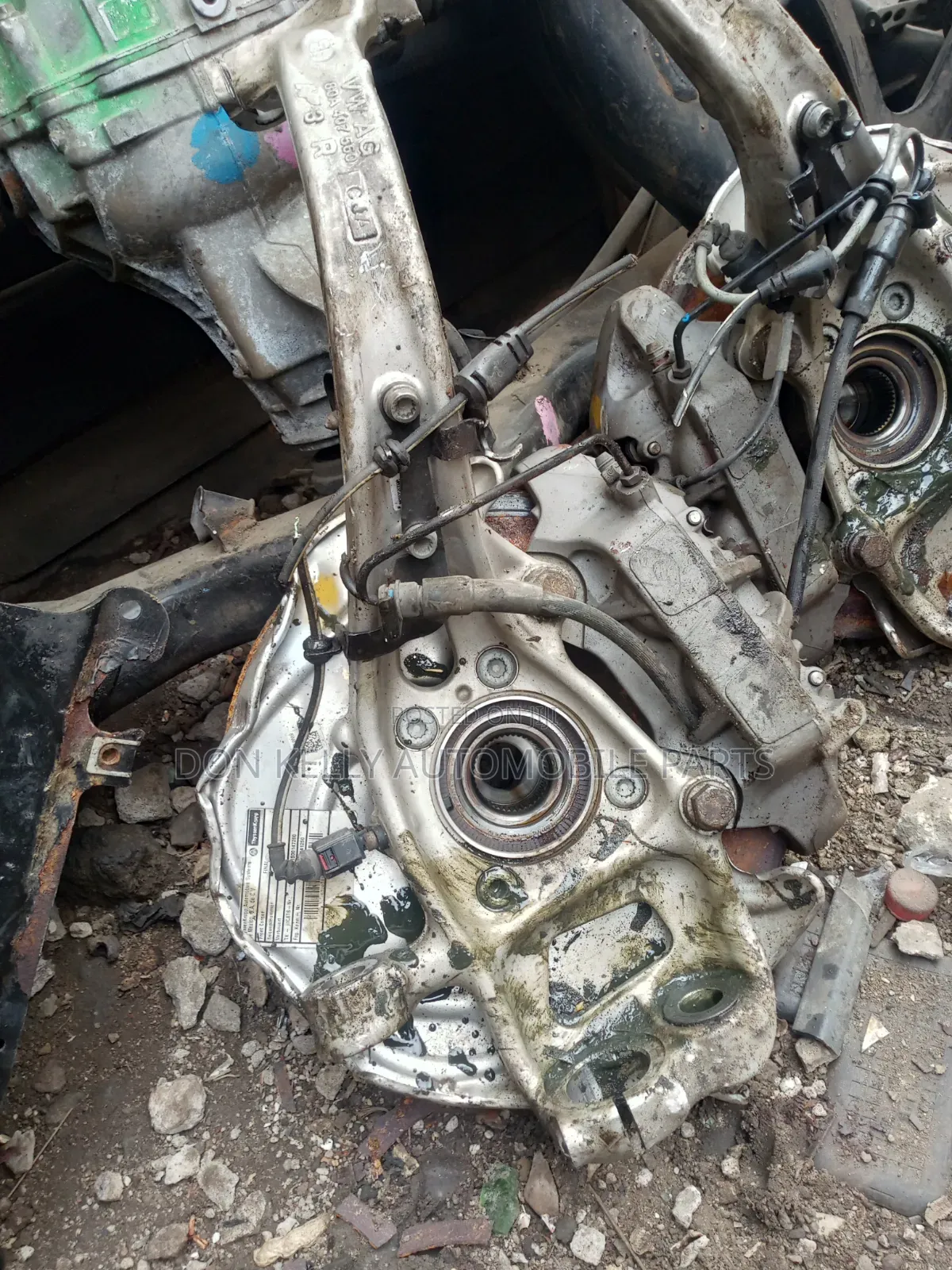 Audi Q5 Front Hub 2016/2018