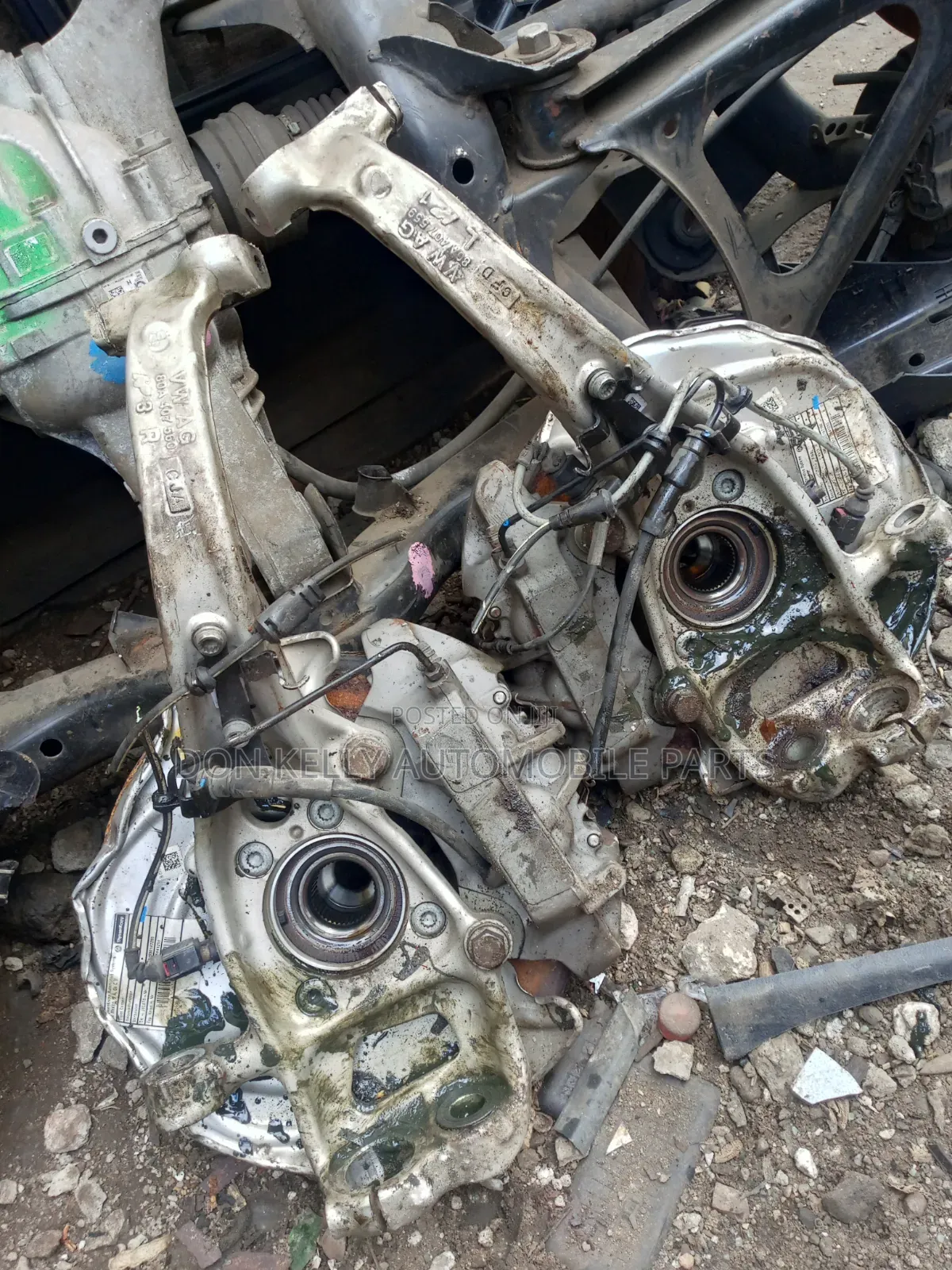 Audi Q5 Front Hub 2016/2018