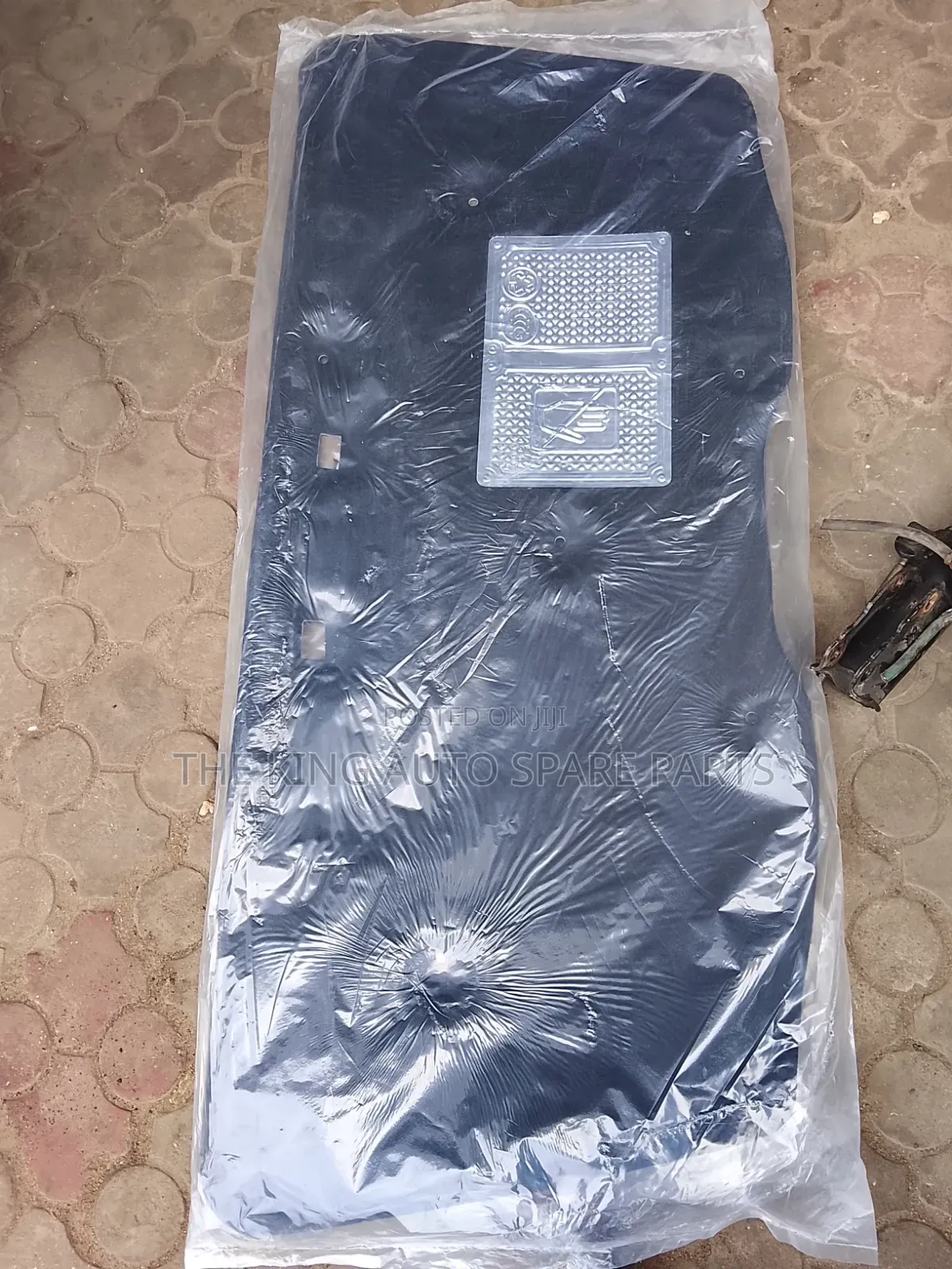 Toyota Camry Bonnet Mat 07/010 Model