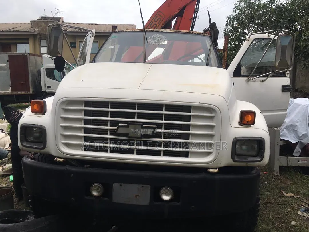 5 Tons Used Chevrolet Hiab