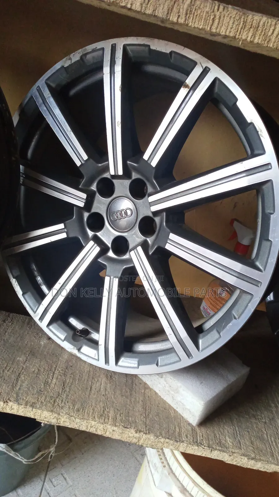 Audi Q7 Alloyed Rim Available