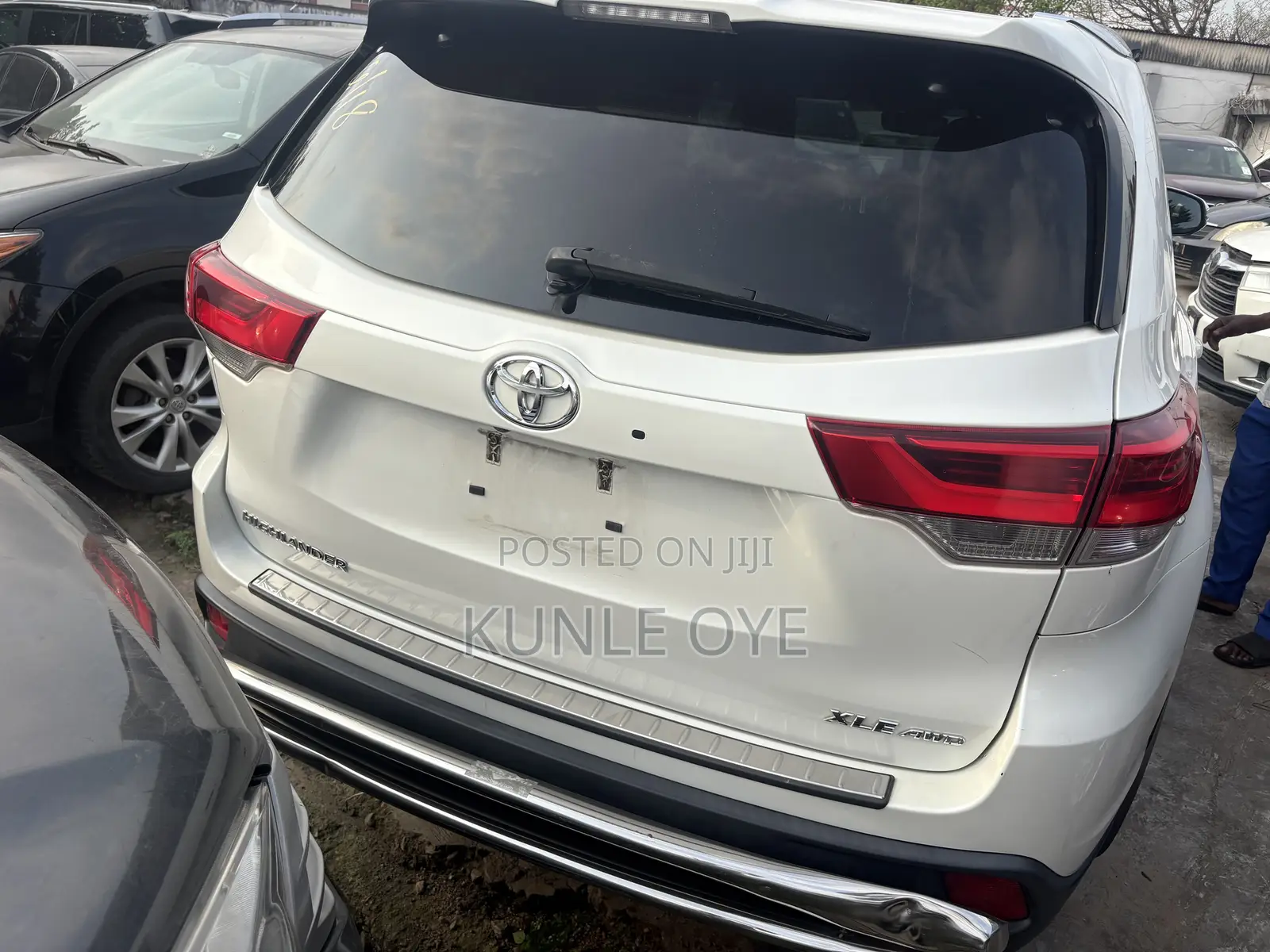 Toyota Highlander XLE 2019 White
