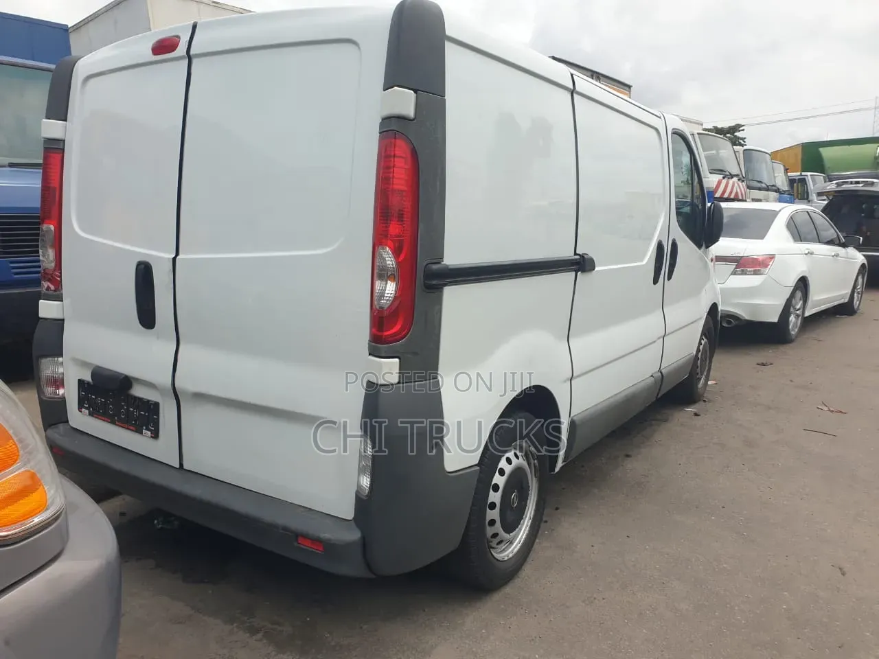 Opel Vivaro 2015 White
