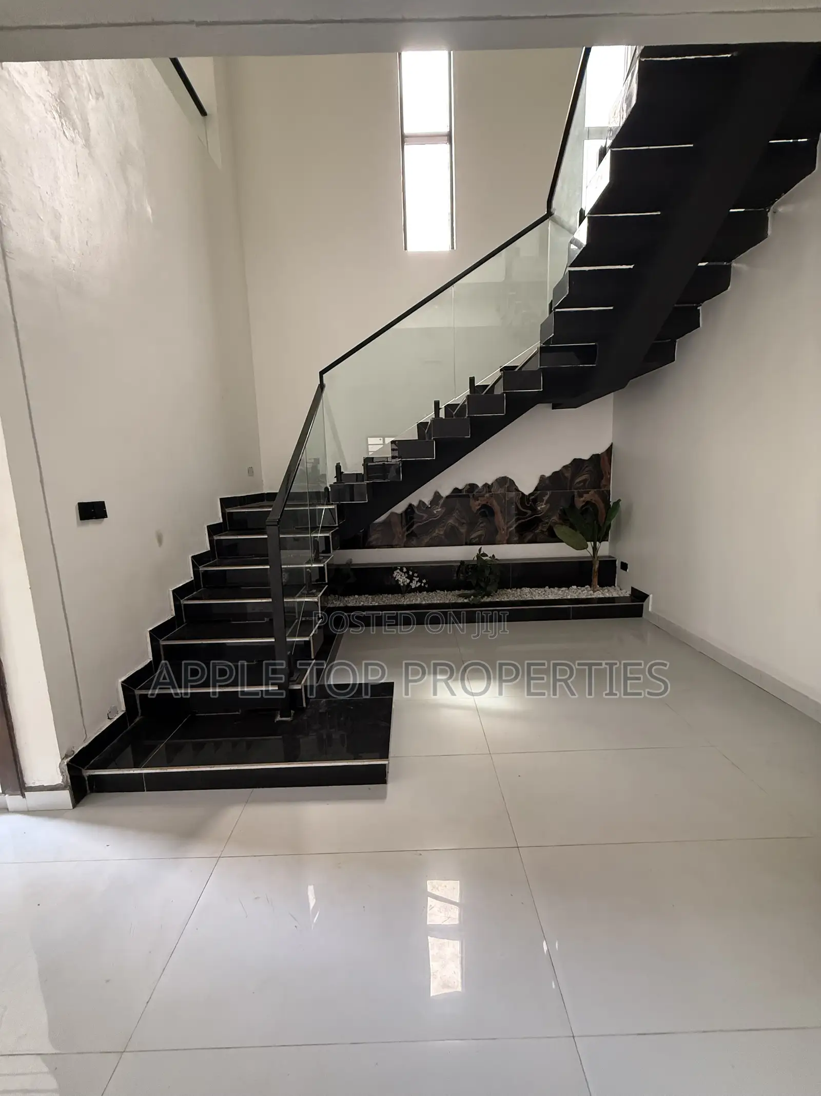 4bdrm Duplex in Centenary City, Enugu for sale
