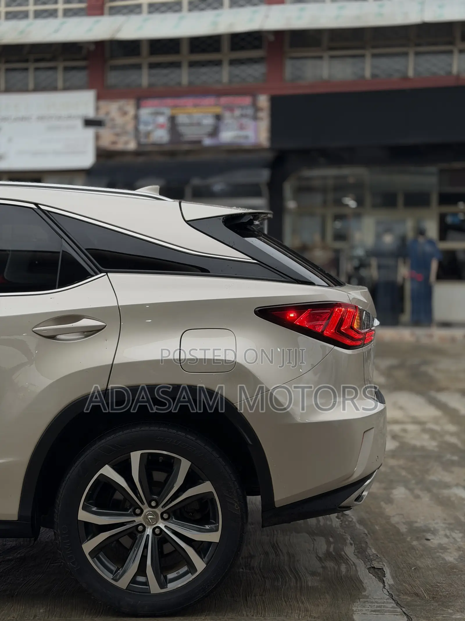Lexus RX 350 AWD 2018 Gold