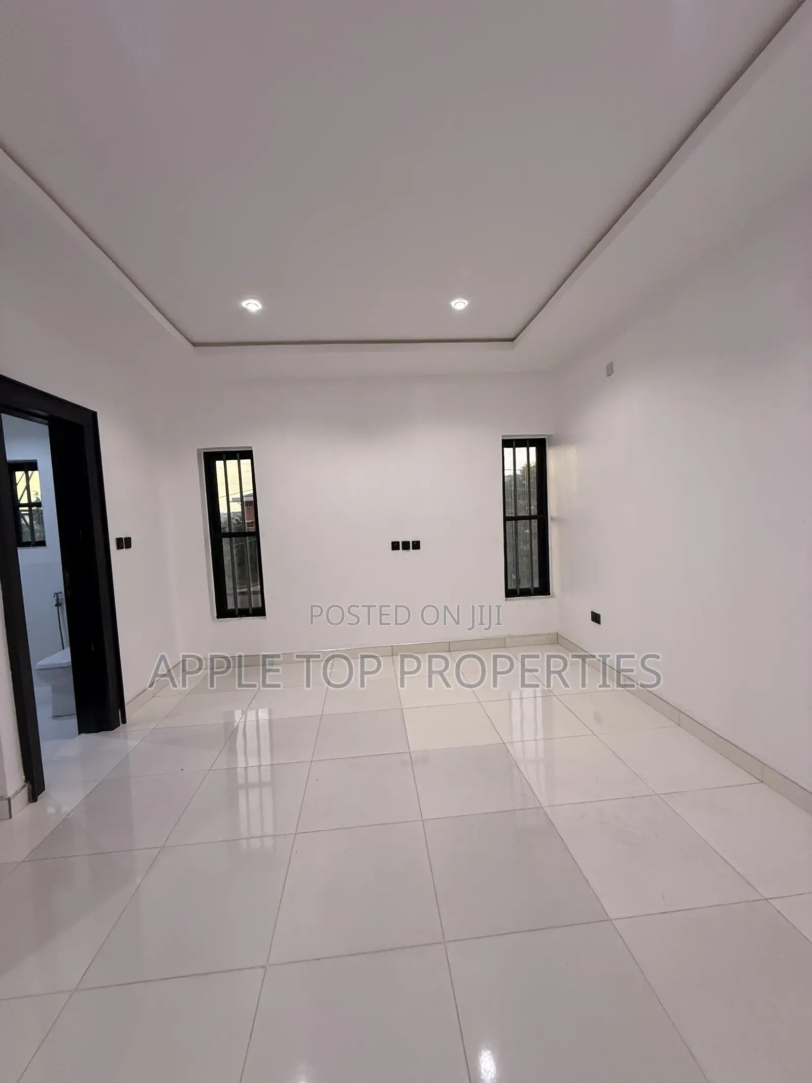 5bdrm Bungalow in Centenary City, Enugu for sale