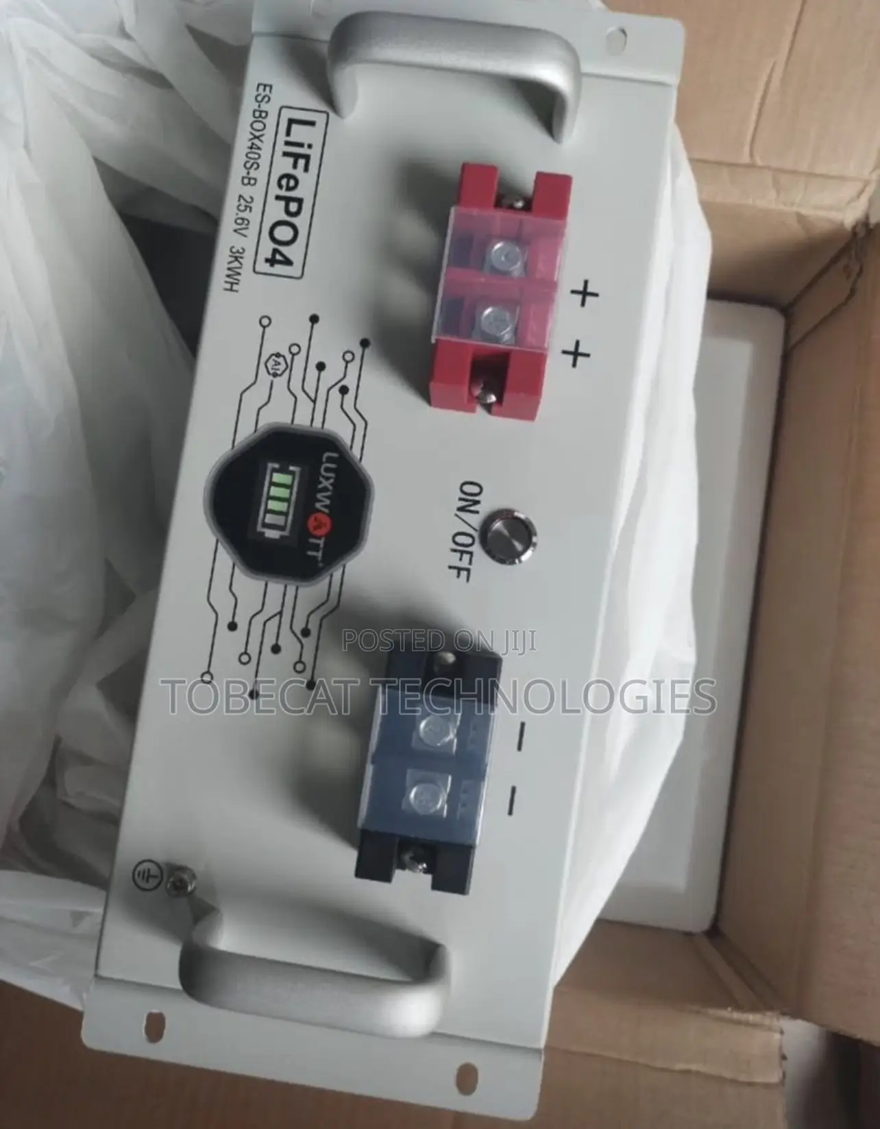 Luxwatt 3kWh 24V (25.6V 120Ah) LiFePO4 Lithium Battery – Brand New