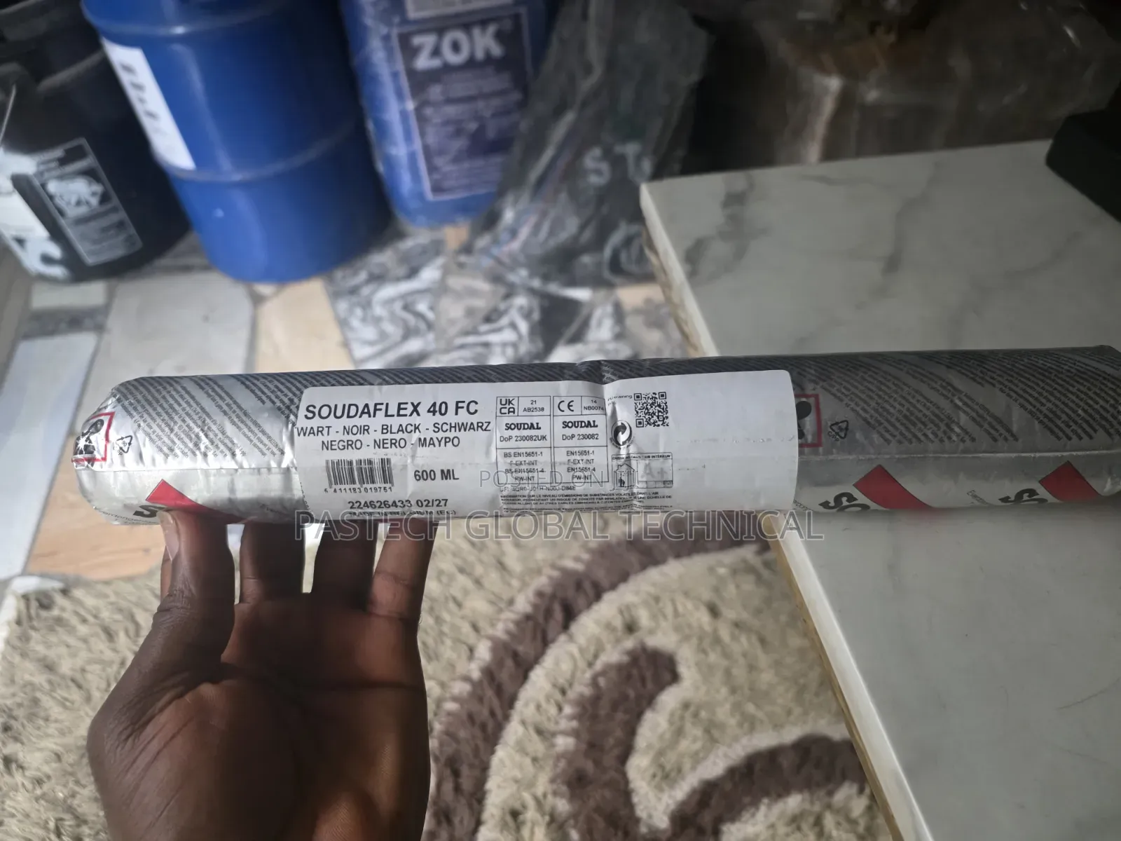 SoudaFlex 40FC BLACK - 600ml Sausage