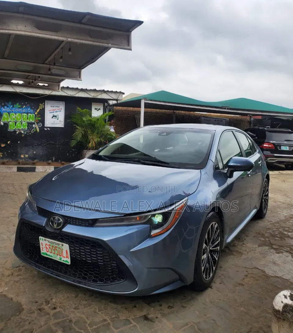Toyota Corolla 2020 Blue