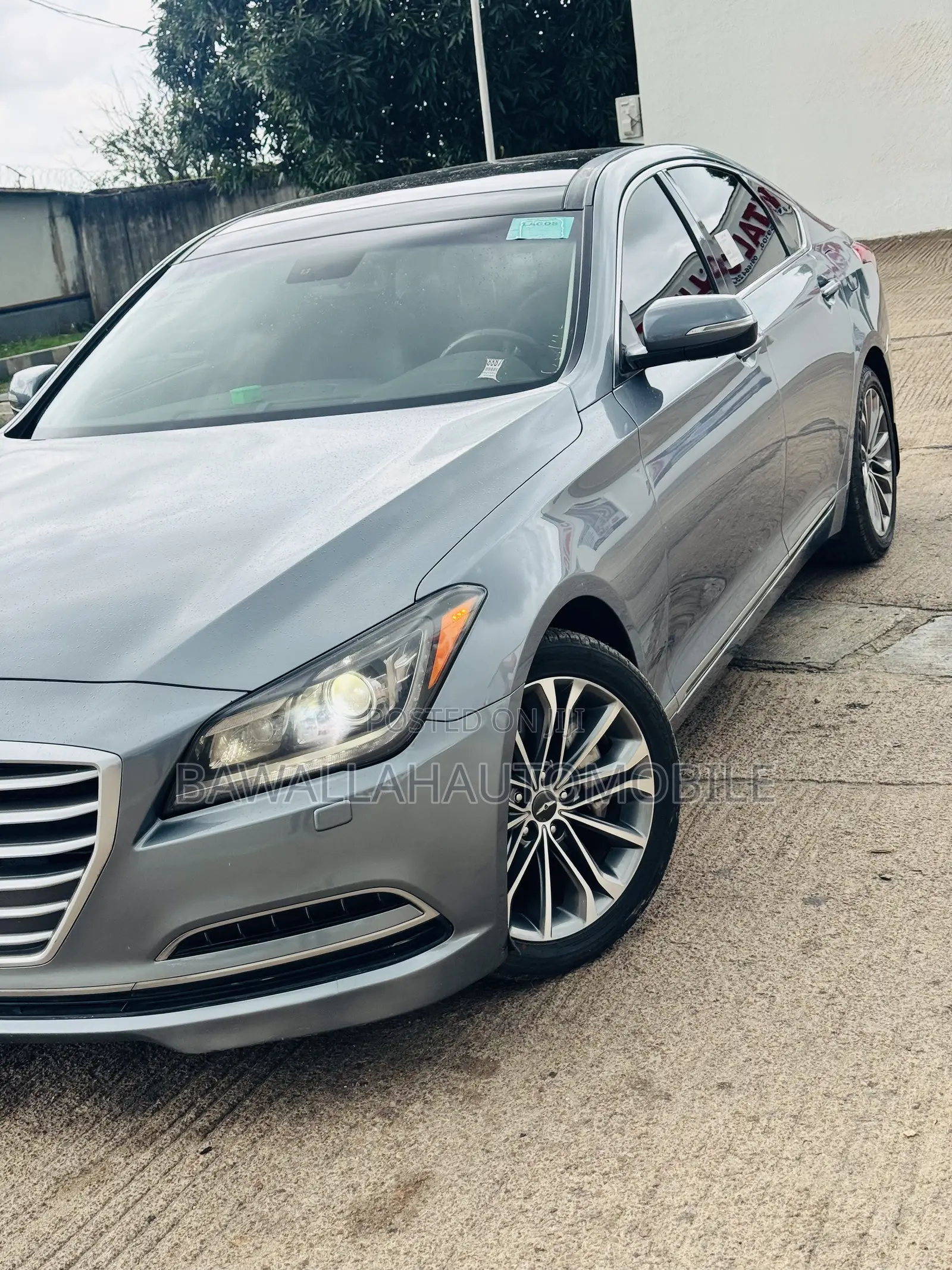 Genesis G90 2015 Gray
