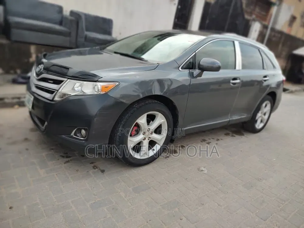 Toyota Venza 2011 Gray