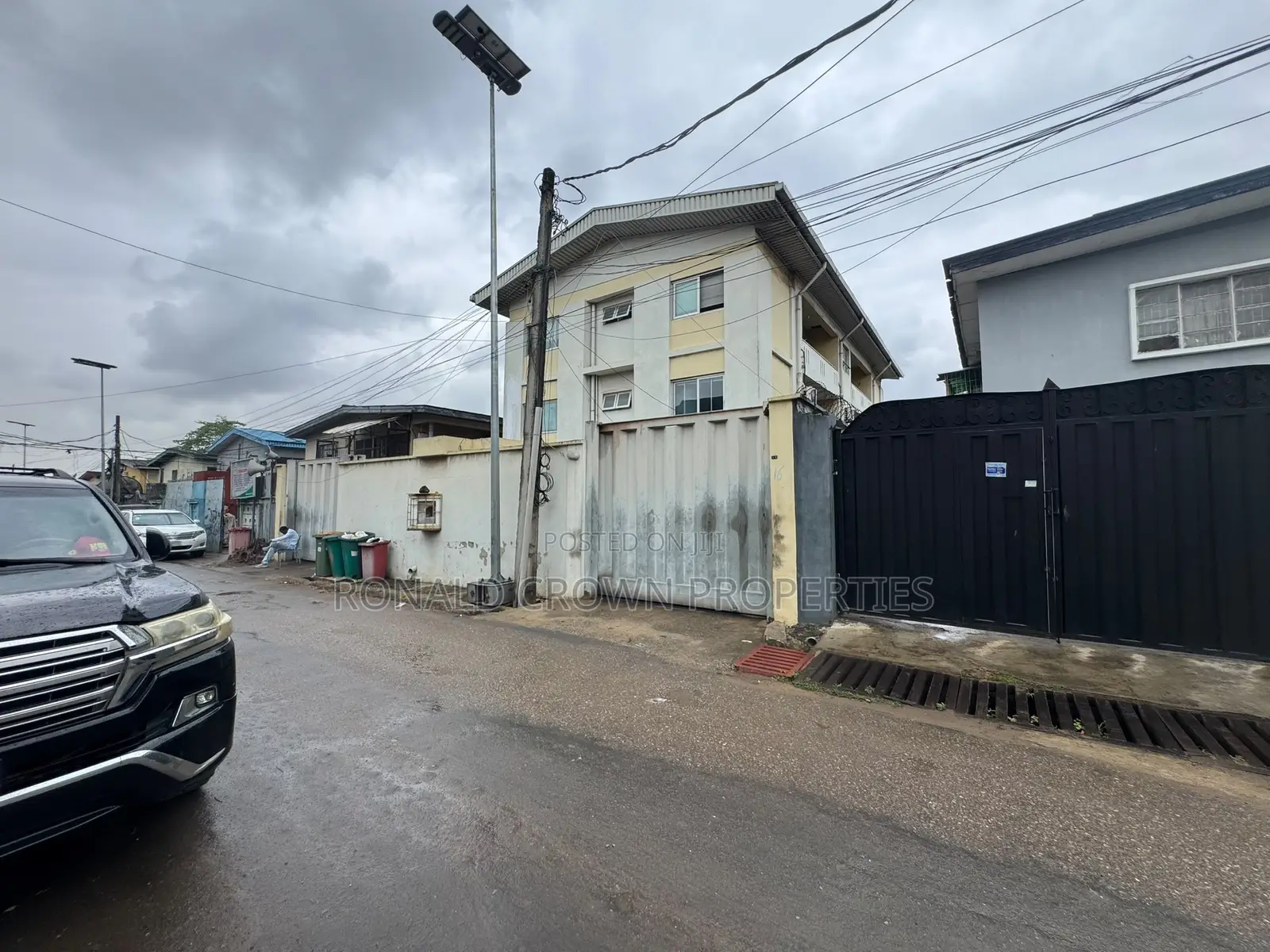 2bdrm Apartment in Bye Pass Ilupeju for sale
