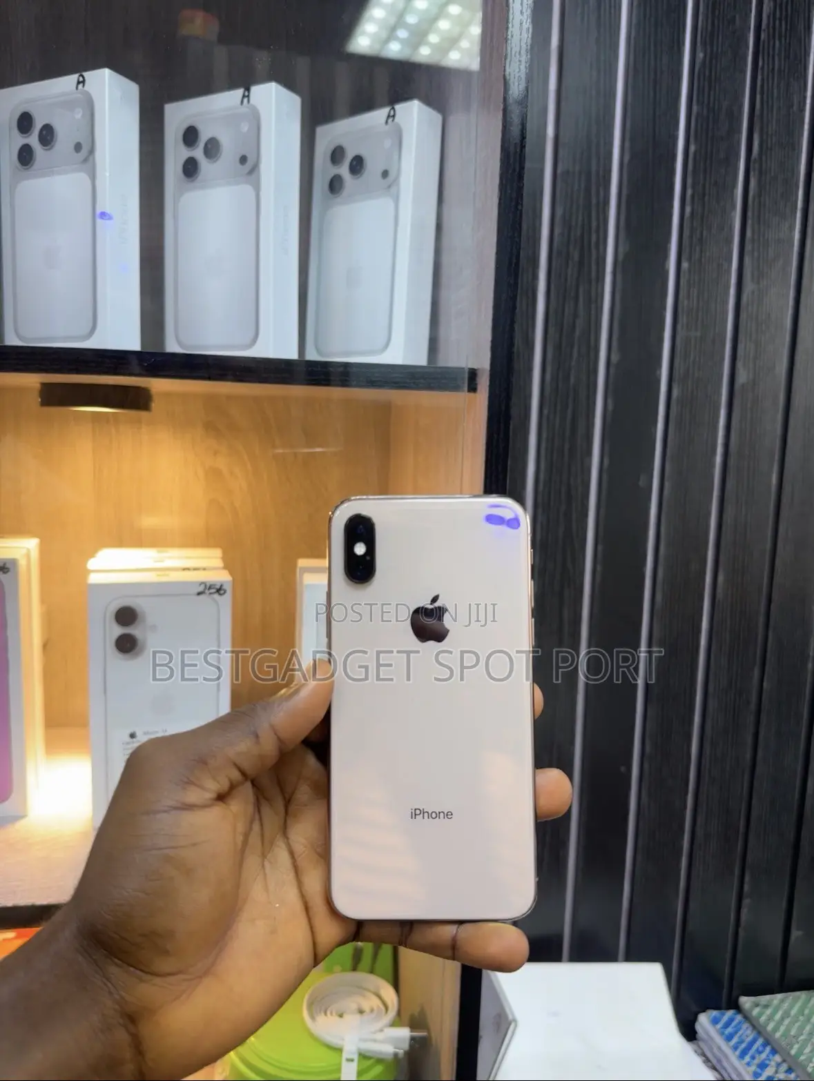 Apple iPhone XS 64 GB Gold