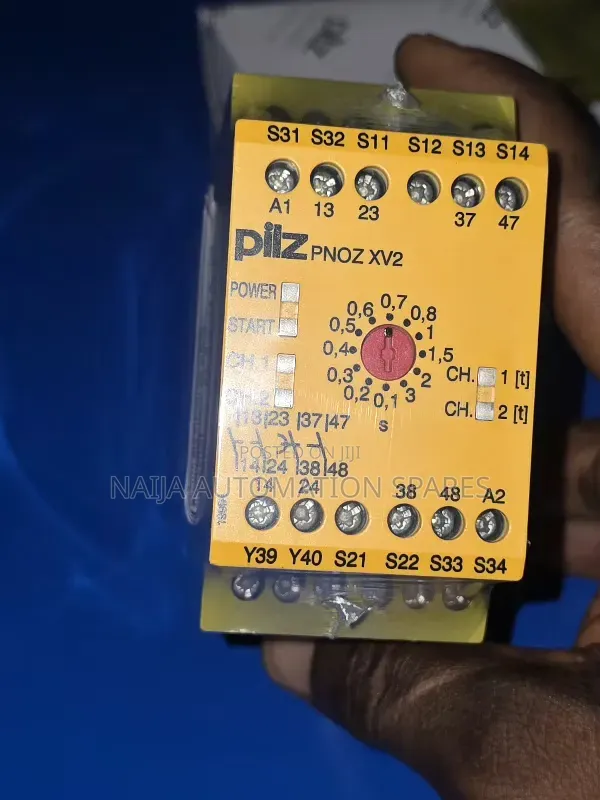 774502 | PILZ PNOZ XV2 3/24vdc 2n/O 2n/O T Safety Relay