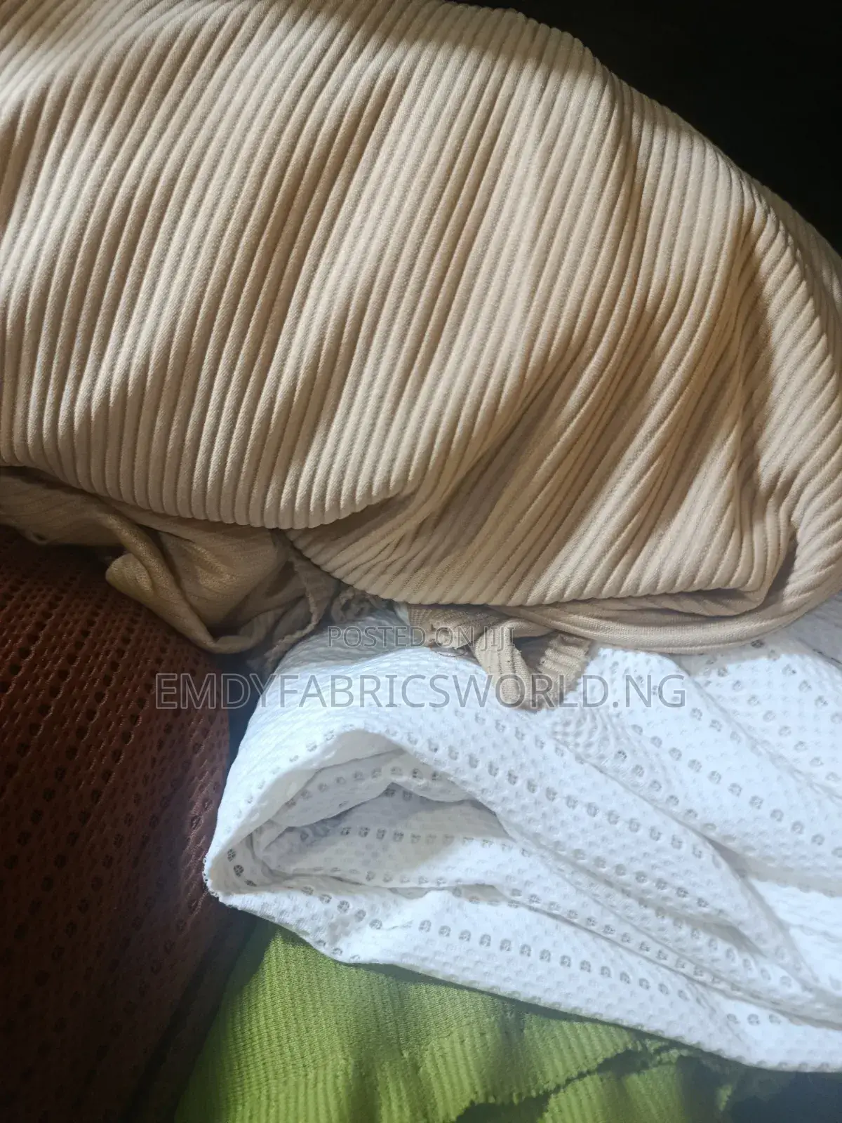 Sample Fabrics/Ribs