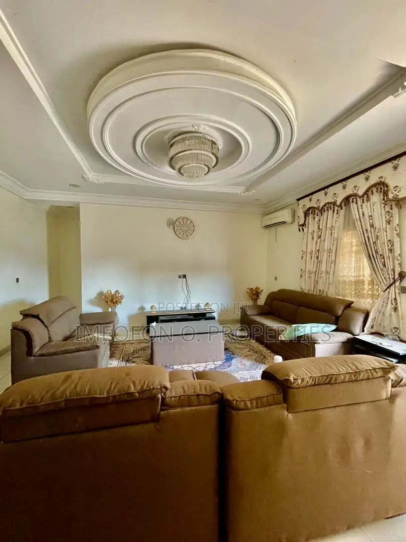 3bdrm Bungalow in Minna for sale