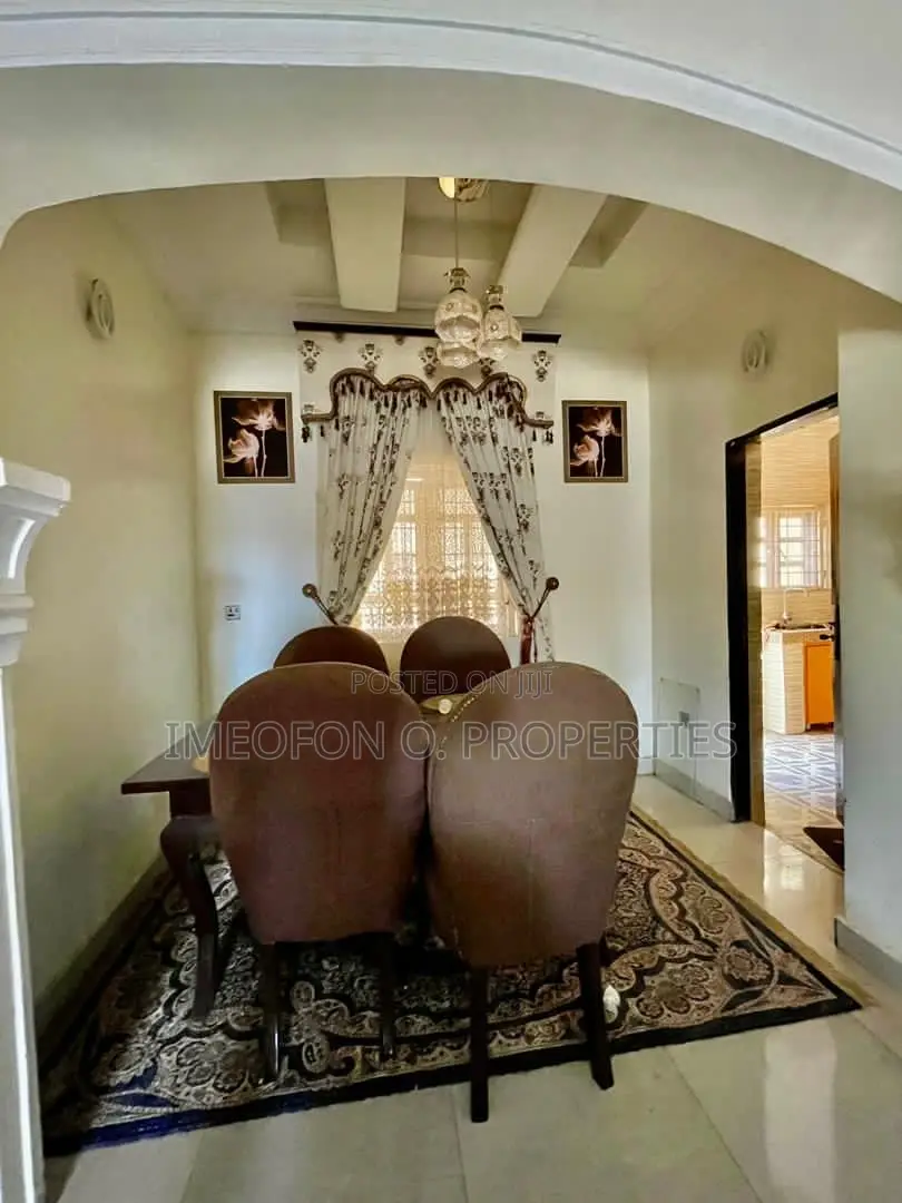 3bdrm Bungalow in Minna for sale