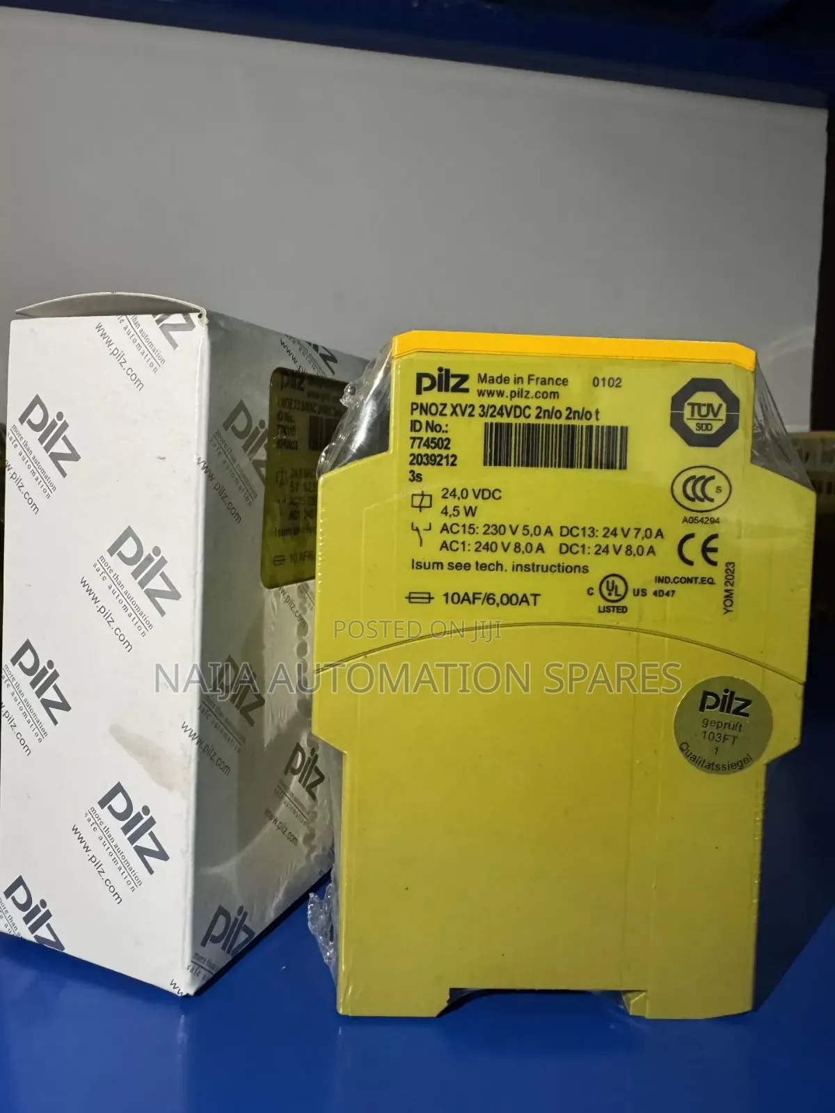 774502 | PILZ PNOZ XV2 3/24vdc 2n/O 2n/O T Safety Relay