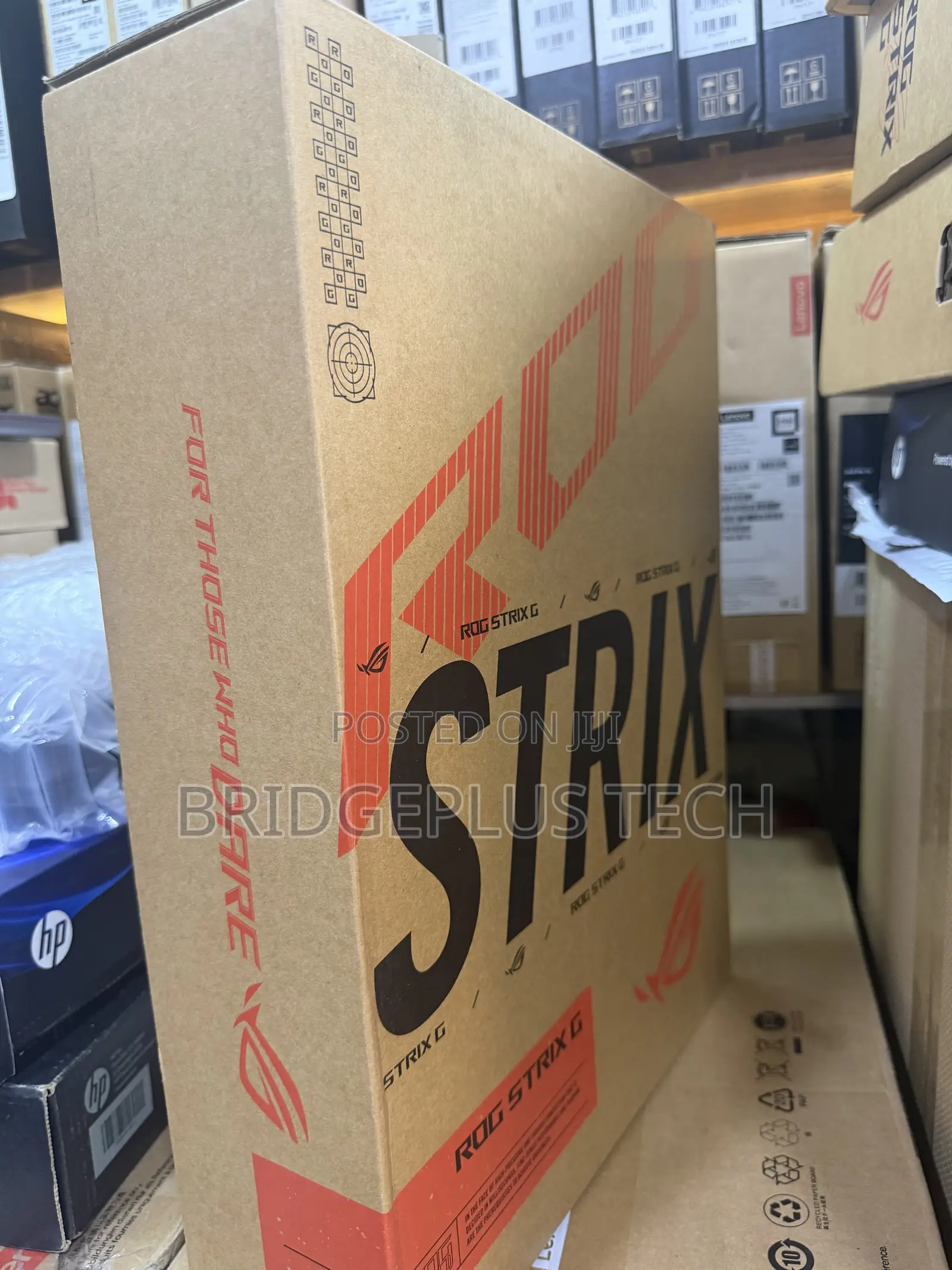 New Laptop Asus ROG Strix G18 16GB AMD Ryzen 9 SSD 2T