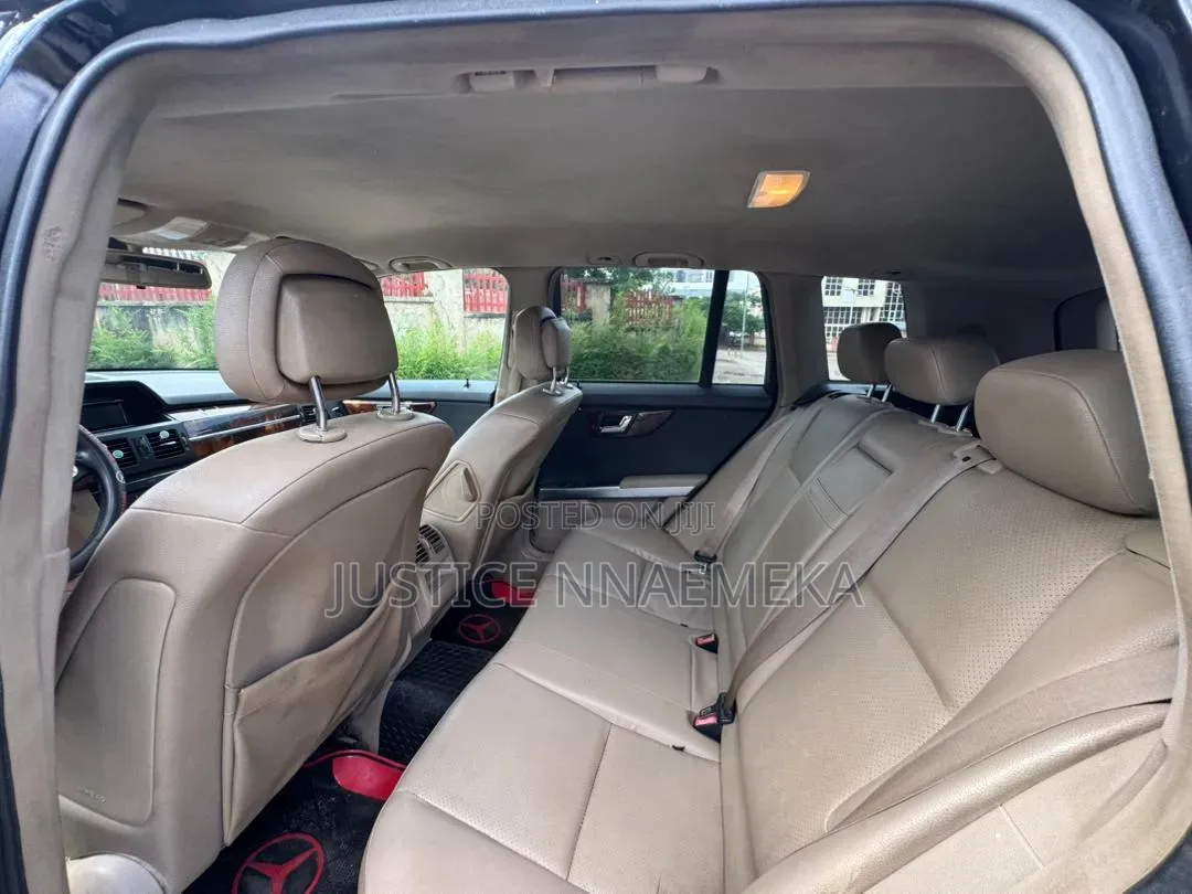 Mercedes-Benz GLK-Class 2011 Black