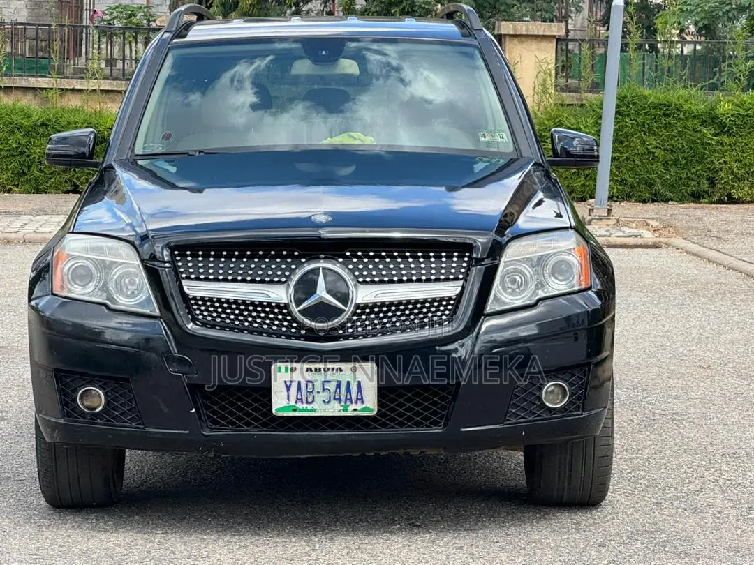 Mercedes-Benz GLK-Class 2011 Black