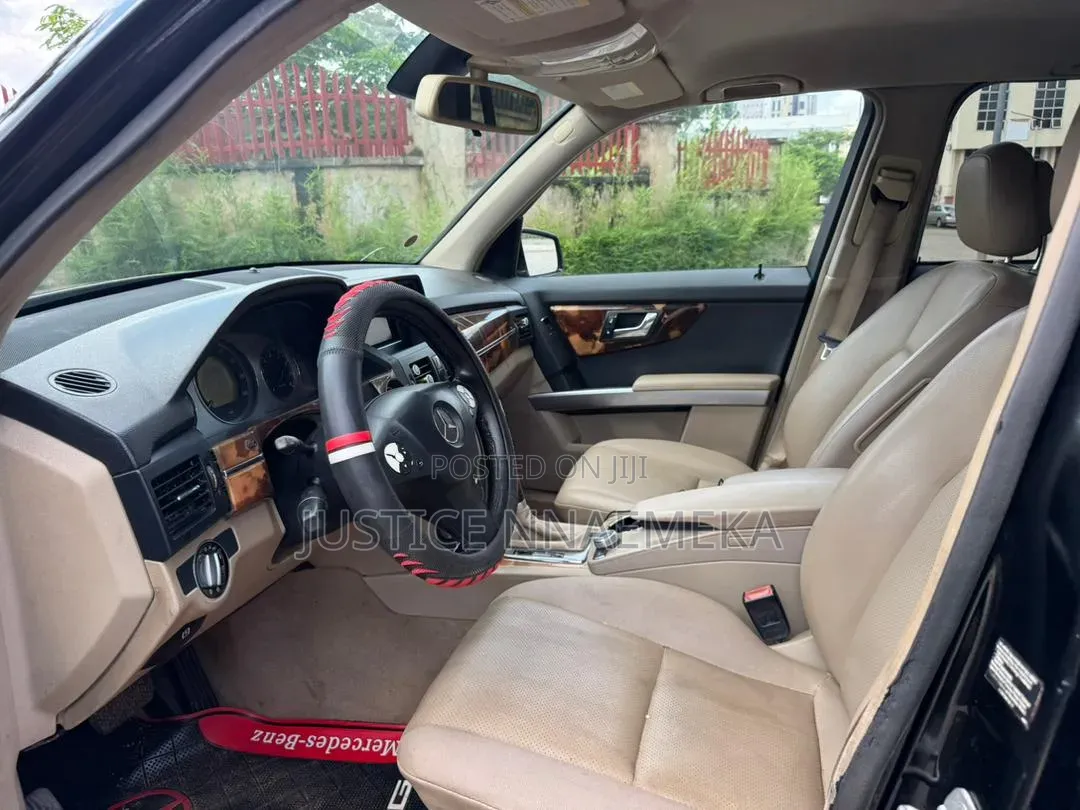 Mercedes-Benz GLK-Class 2011 Black