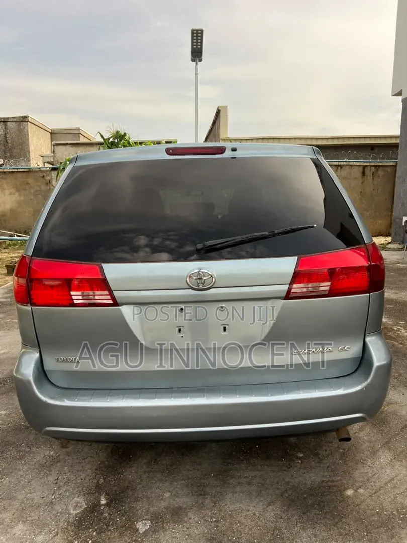 Toyota Sienna CE FWD 2006 Blue