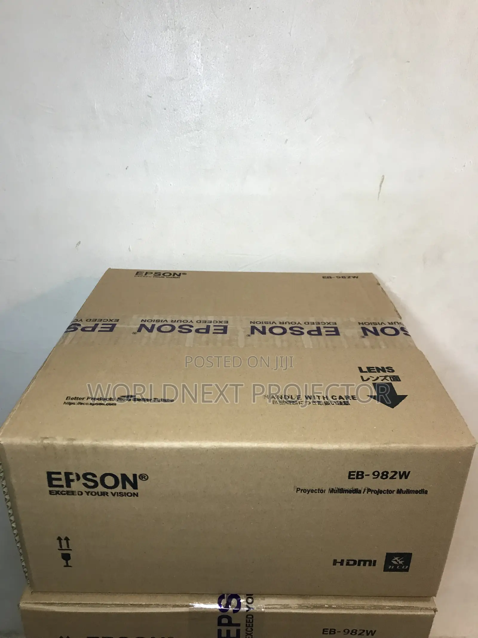 Epson EB-982W: Bright, Flexible Projection for Every Presentation