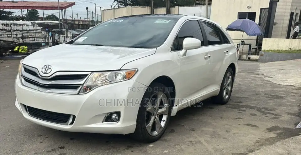 Toyota Venza 2012 White
