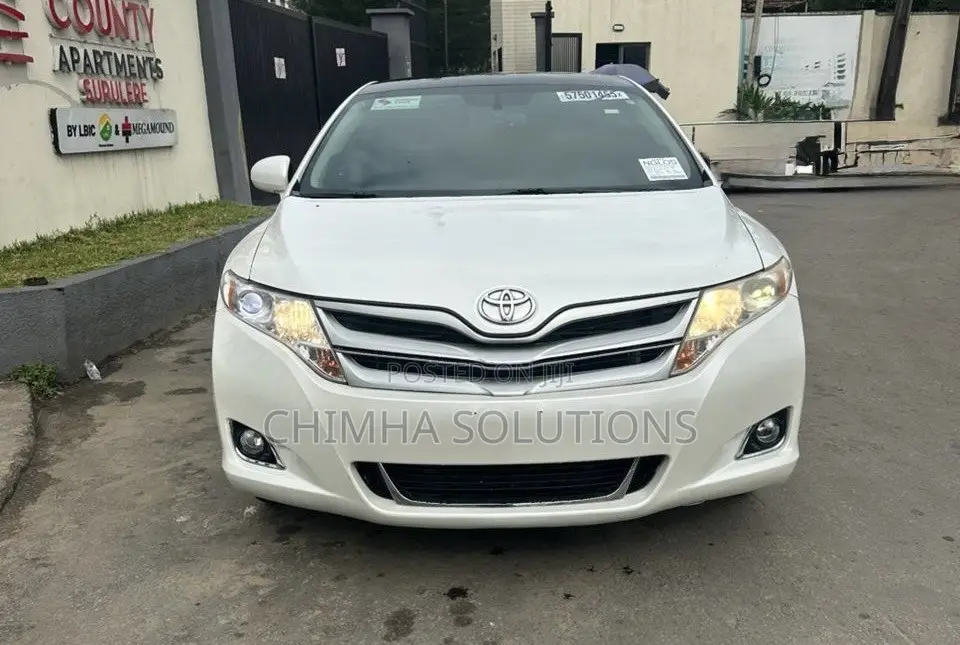 Toyota Venza 2012 White