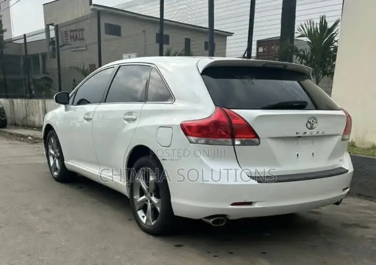 Toyota Venza 2012 White