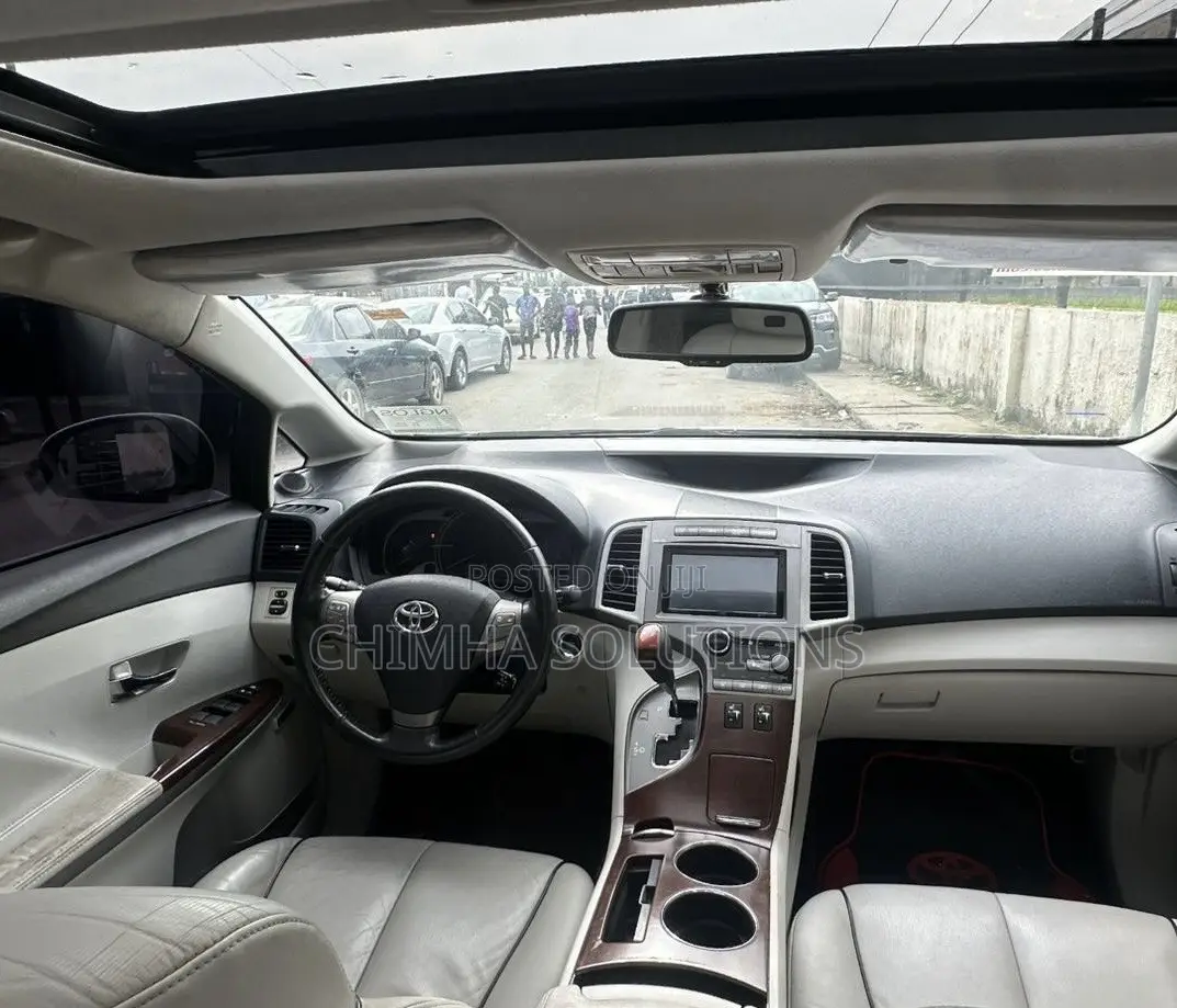 Toyota Venza 2012 White
