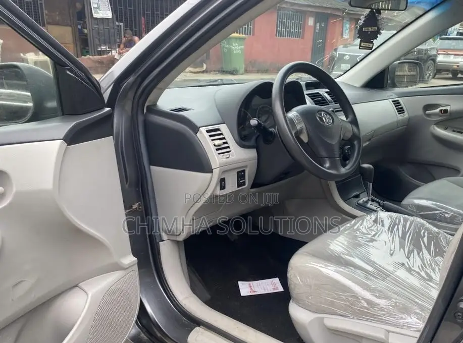 Toyota Corolla 2013 Gray